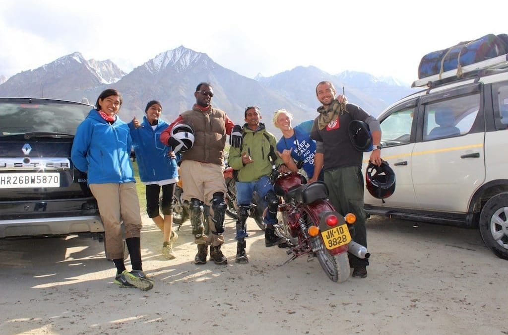 attachment-stand-up-paddling-in-the-himalayas-crew-jpg